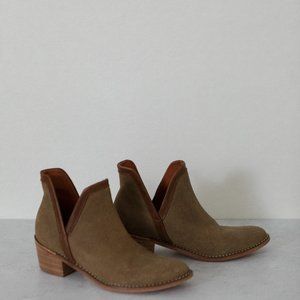Wolverine Delaney Booties | Olive Green Suede